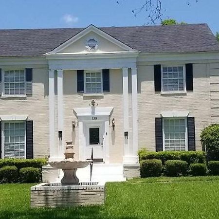 Best Deal In Town! Entire 1 Bedroom Apartment 59 モンゴメリー エクステリア 写真